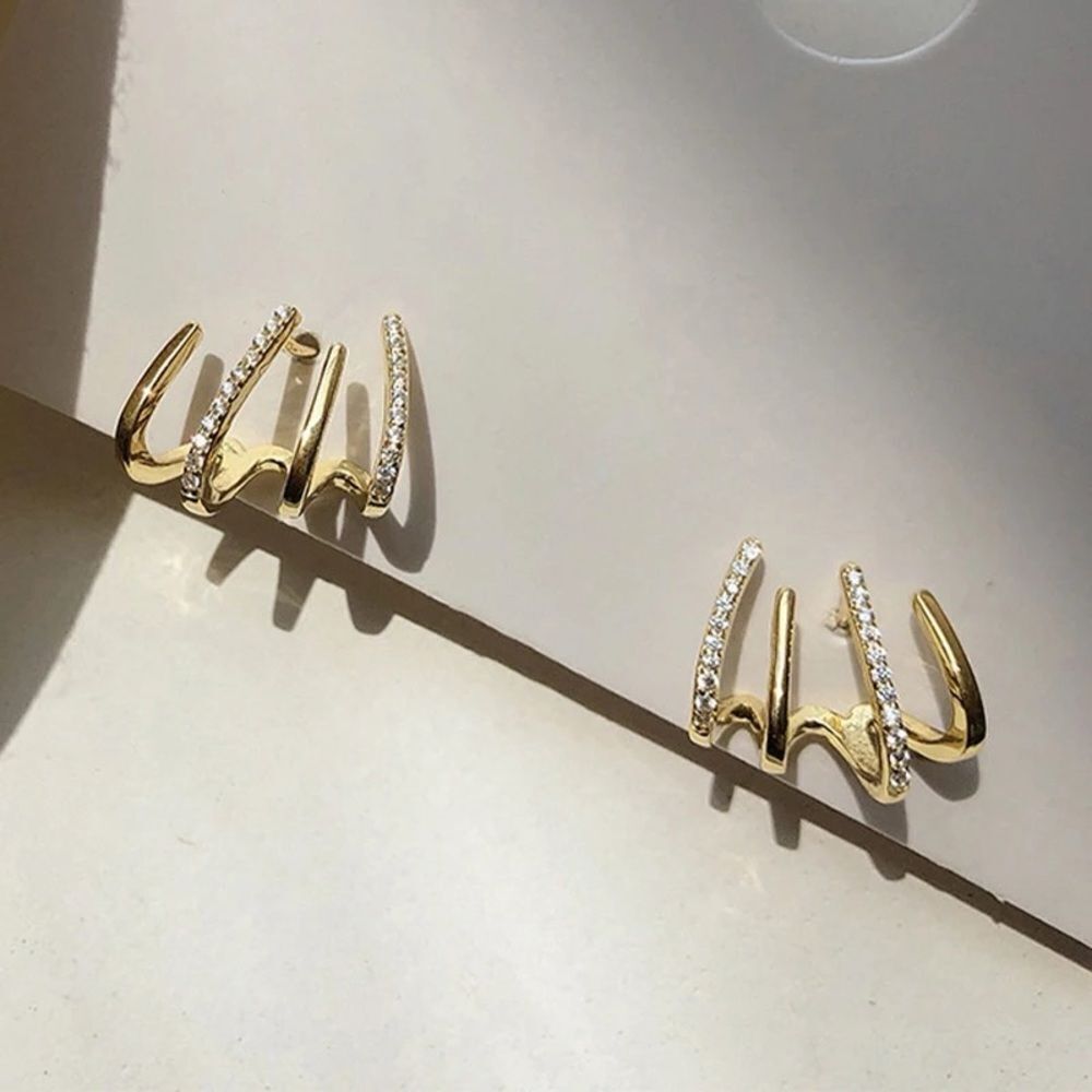 Golden Claw Ear Clip Earrings - Picture 1 of 3